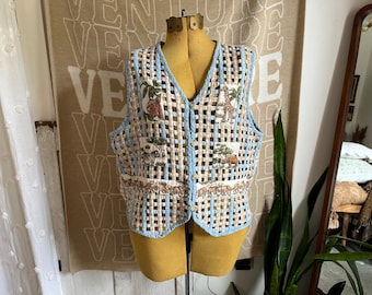 L- Vintage Safari African Zoo Animals Denim and Plaid Lattice Open Woven Linen Blend Cardigan Vest | Casey & Max