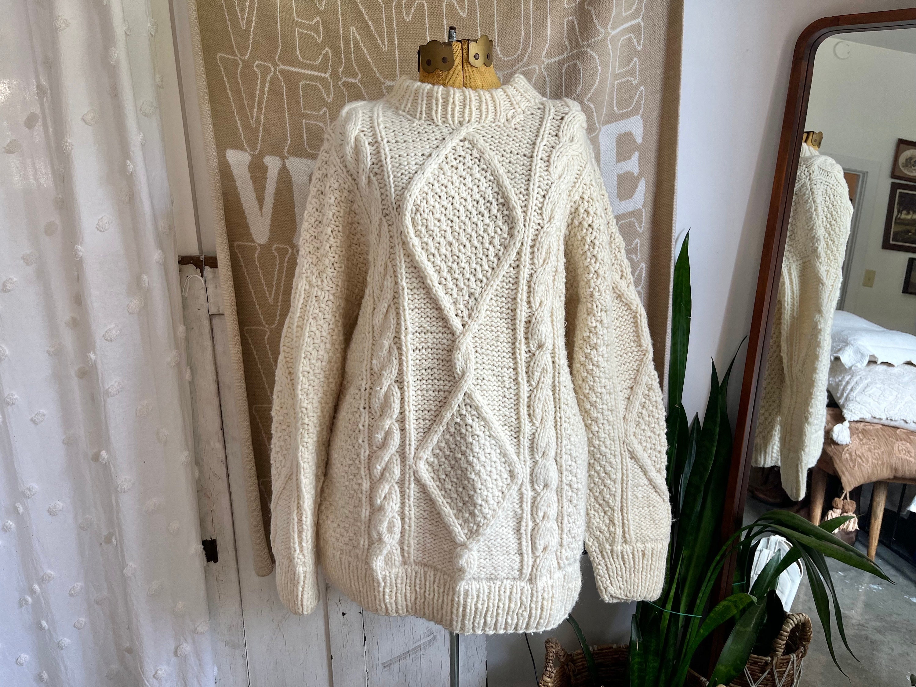 XL Vintage Handmade in Ecuador 100% Wool Cable Knit Chunky Sweater 