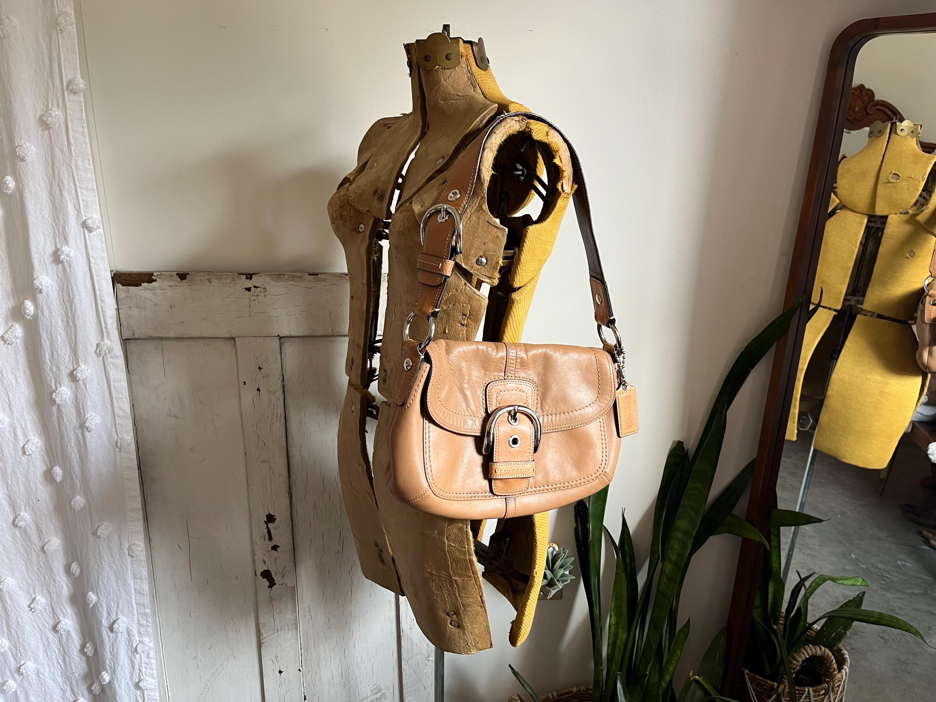 Y2K 2008 Coach #F13105 Soho Buckle Shoulder Bag in Tan With Silver