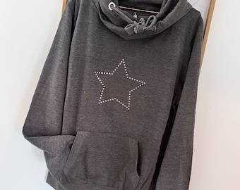 Cross neck chunky hoodie with star design | Hoodie with thumbholes | cowl neck hoodie
