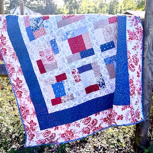 Summer Quilt Soft Vintage Feel Red White Blue Quilt Lap Quilt Patriotic 50 x 60”