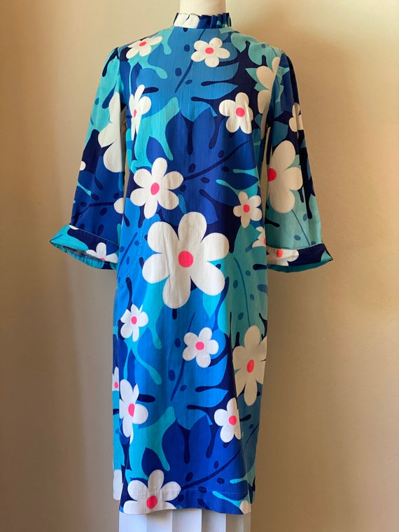 Vintage 1960’s Mod FlowerPower Gogo Shift