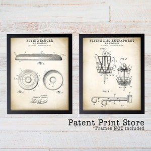 Frisbee Patent Art. Frisbee Patent Print Set. Frisbee Art. Frisbee Prints. Frisbee Golf. Disc Golf. Disc Golf Patent Poster. Frisbee Poster.