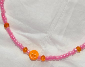 Smiley emoji beaded necklace, Indie seed beaded choker, 90s pink aesthetic necklace, Kidcore happy face necklace, Positive energy jewelry