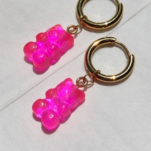 Fuchsia gummy bear earrings, Gold stainless steel hoops, Aesthetic candy bear hoops, 00s fashion party earrings, Mini jelly bear earrings