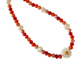 Natural shell daisy necklace, Mixed dainty coral beaded short necklace, Warm colorful choker necklace, Elegant freshwater pearl necklace