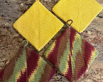 2 Sets of 2 Pot holders or Hot Pads Handmade (4 total) Crochet Cotton