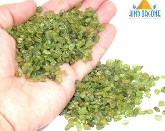 PERIDOT GEMSTONE GRADE A GREEN PEBBLE CHIPS 7X5-5X4MM LOOSE BEADS 16/"