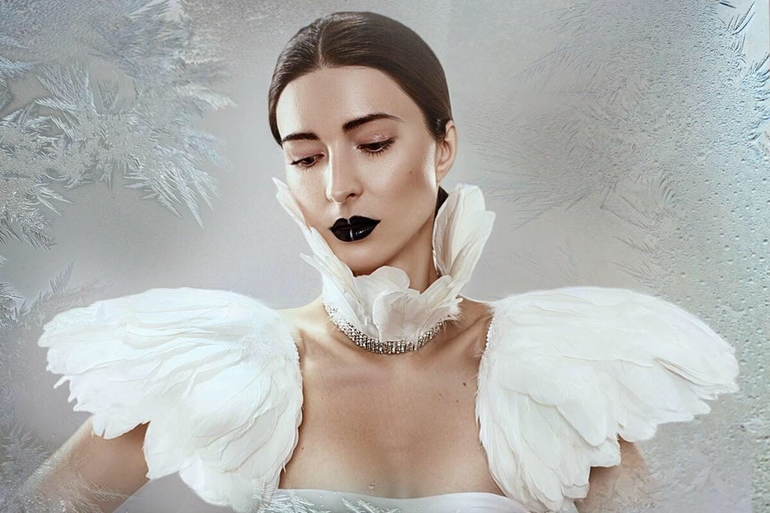 White Feather Epaulettes Crystal Feather Collar Modern Bridal Feather ...