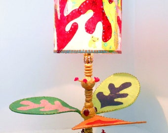 table lamp "spring is here" - for warm and cheerful lighting -hight :22 X 22 inches home decor