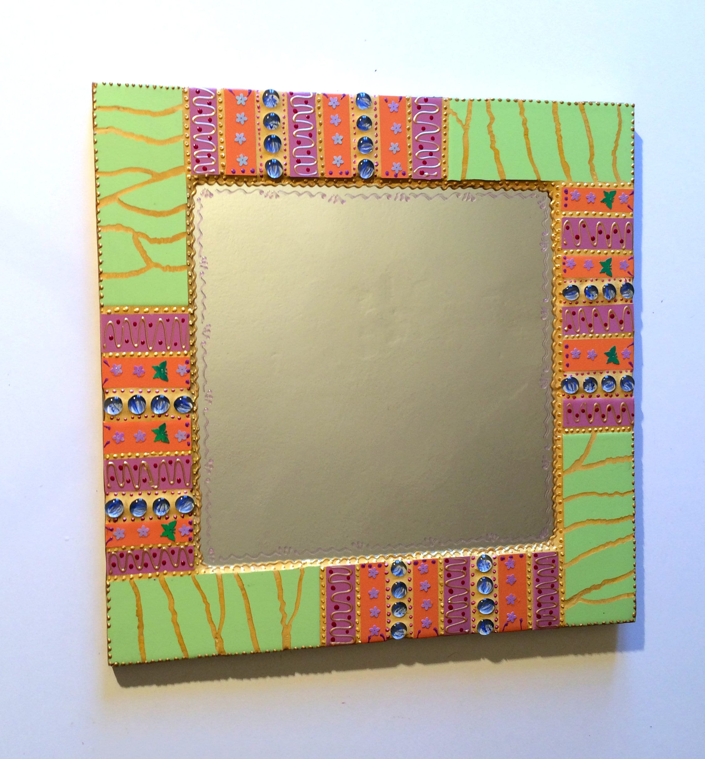 Miroir Mosaïque Vert Anis Billes de Verre et Papillons 47 X cm