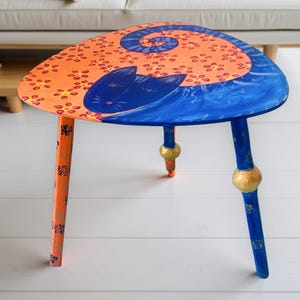 Blue cat coffee table - vintage stylish. unique handmade .3 legs with balls . original home decor Pop art painting cat. funny modern table