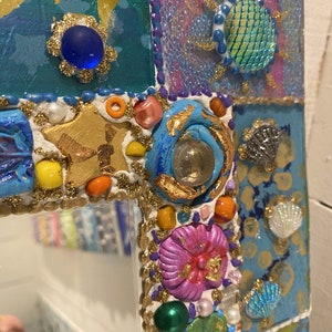 miroir mosaïque de verre Traces 7 papillon 60 X 45 cm en verre peint et céramique-émaux perles-décoration en couleurs image 7