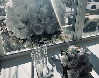 Elegant White flower wedding centerpiece with crystals floral arrangement