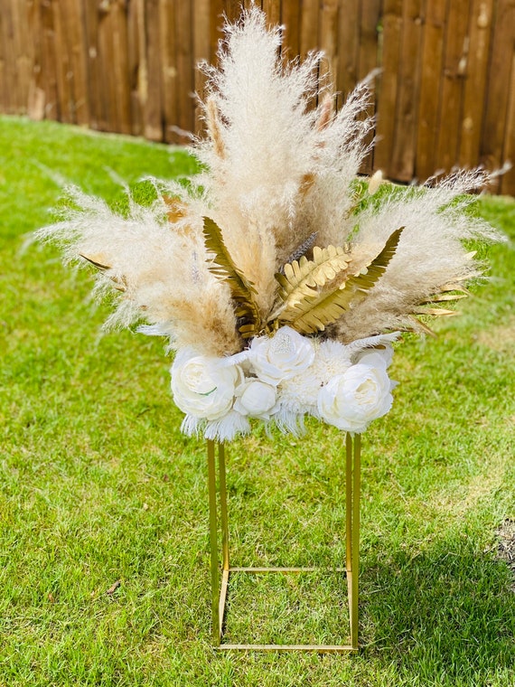 Boho White and Gold Pampas Grass Floral Arrangement Wedding Centerpiece -   Sweden