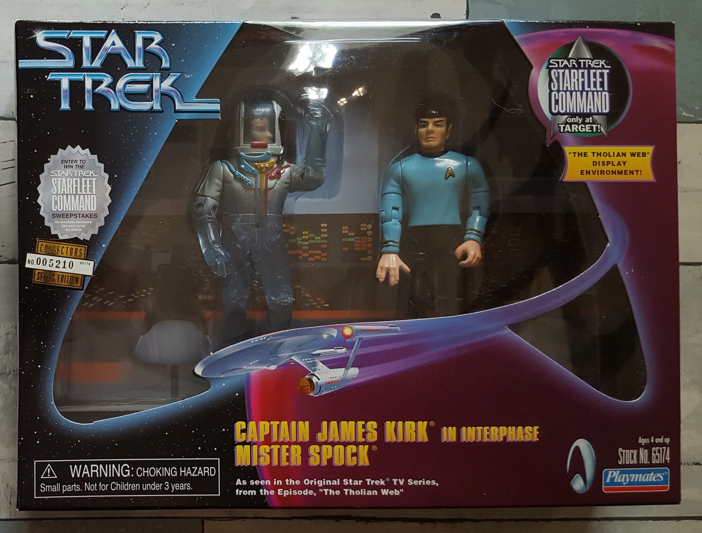 Captain James Kirk in Interphase & Mister Spock – Star Trek Starfleet  Command only at Target! - 1999 Playmates Twin Pack
