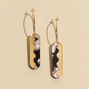 Black and Gold Marbled Acrylic Hoop Earrings – Modern Dangle Statement Jewelry
