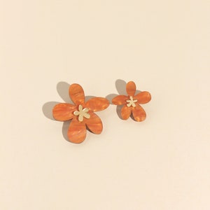 Orange Daisy Earrings, Acrylic Statement Homemade Jewelry, Flower cottagecore earrings image 2