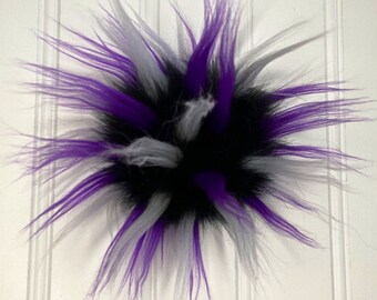 PWB Spiky Pom