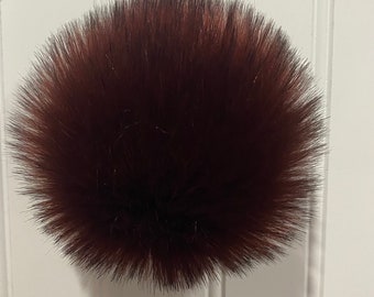 Shiraz Luxe Long Hair Faux Pom