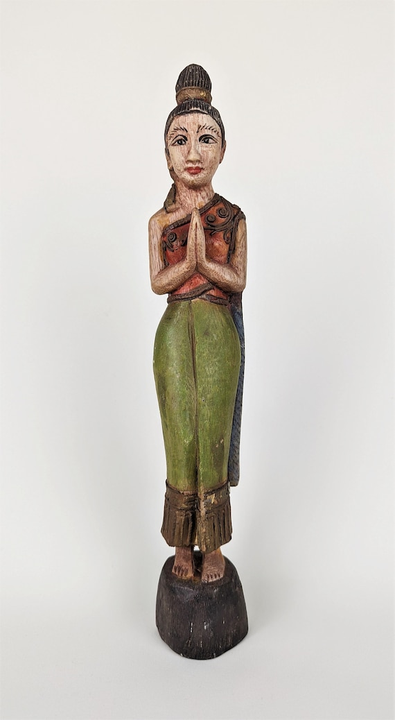山わさび Lady 14 Standing Tall Wooden Female Statue Thai Sawasdee Greeting Figure Hand Carved