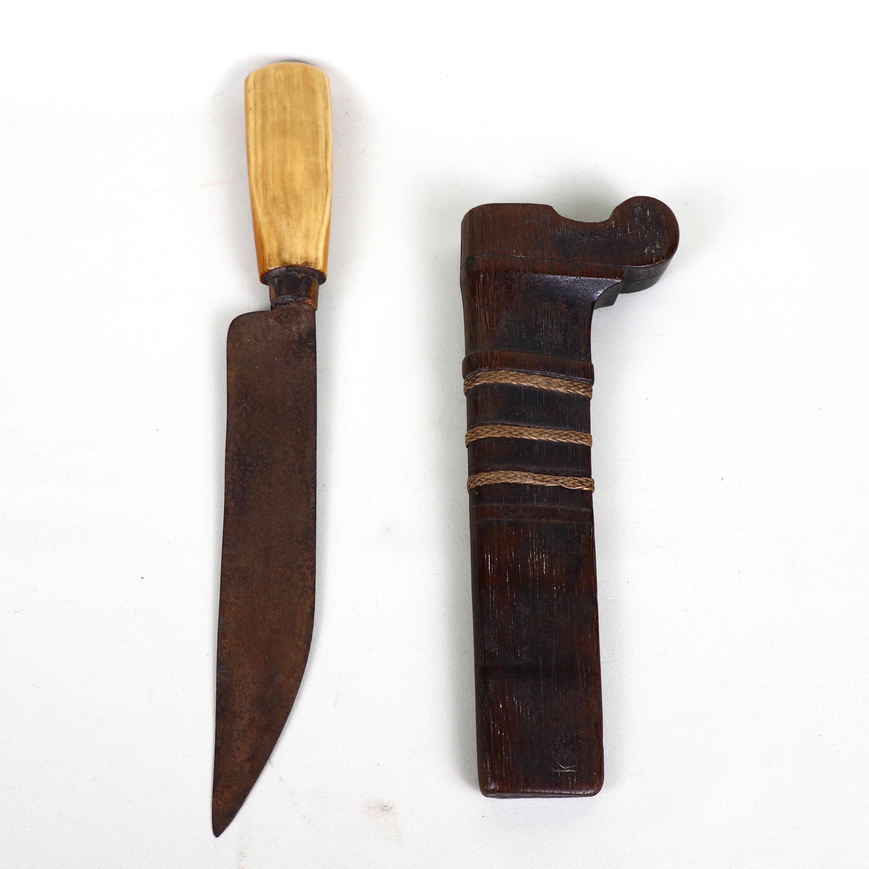アンティーク クリス（短剣）装飾ナイフ 木製ハンドル ケース付き インドネシア Keris dagger - Etsy 日本