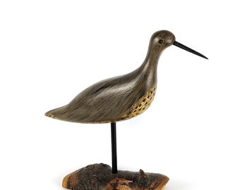 Escultura vintage de ave playera andarríos tallada a mano sobre una base de madera flotante de 28 cm.