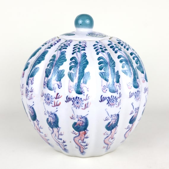 Ginger jar porcelain Chinese jar with melon ribbed body and Qing Dynasty Qianlong mark under the glaze heavy 9.5 inches tall