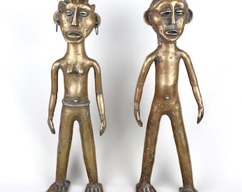Figuras raras de bronce de Tikar, campos de hierba de Camerún, principios del siglo XX, fundidas a la cera perdida, 17 pulgadas de alto, grandes y pesadas.