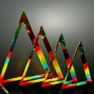 Pride - Regenbogenfarbener Acryl Award in DREI GRÖßEN – Wunschgravur