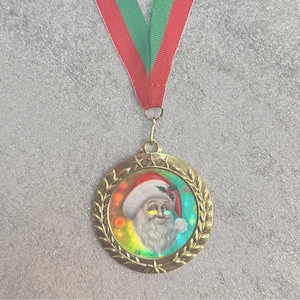 Personalized 2 3/4&quot; Bright Gold Medal – Christmas – Includes Neckband and Engraved Plate
