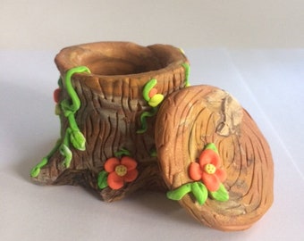 This handmade Tree stump box, jewelry box, woodland box, peach flowers and green vines perfect perch for a gnome or fairy my own creation.