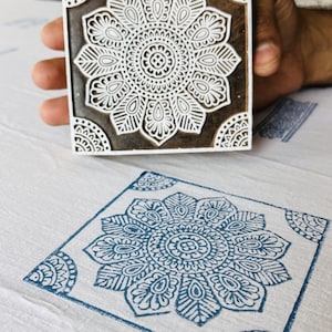Timbro in legno ispirato al mandala / Geometria floreale intagliata a mano per la stampa su tessuto e carta