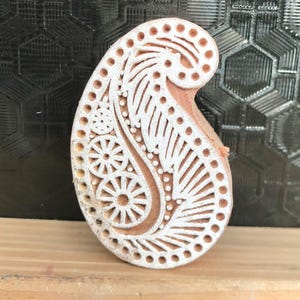 Hand Carved Paisley Wooden Printing Block – Indian Fabric Stamp for Textile, Pottery & Crafts – 2.5x1.5 Inch