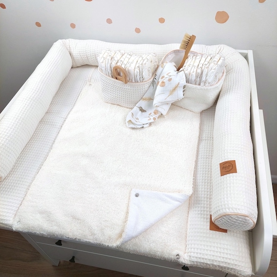 Wickelauflage mit wasserdicht abknöpfbare Auflage mit Druckknöpfen I Wickeltischauflage Wickelunterlage I Weiße Creme Frotte und Waffele