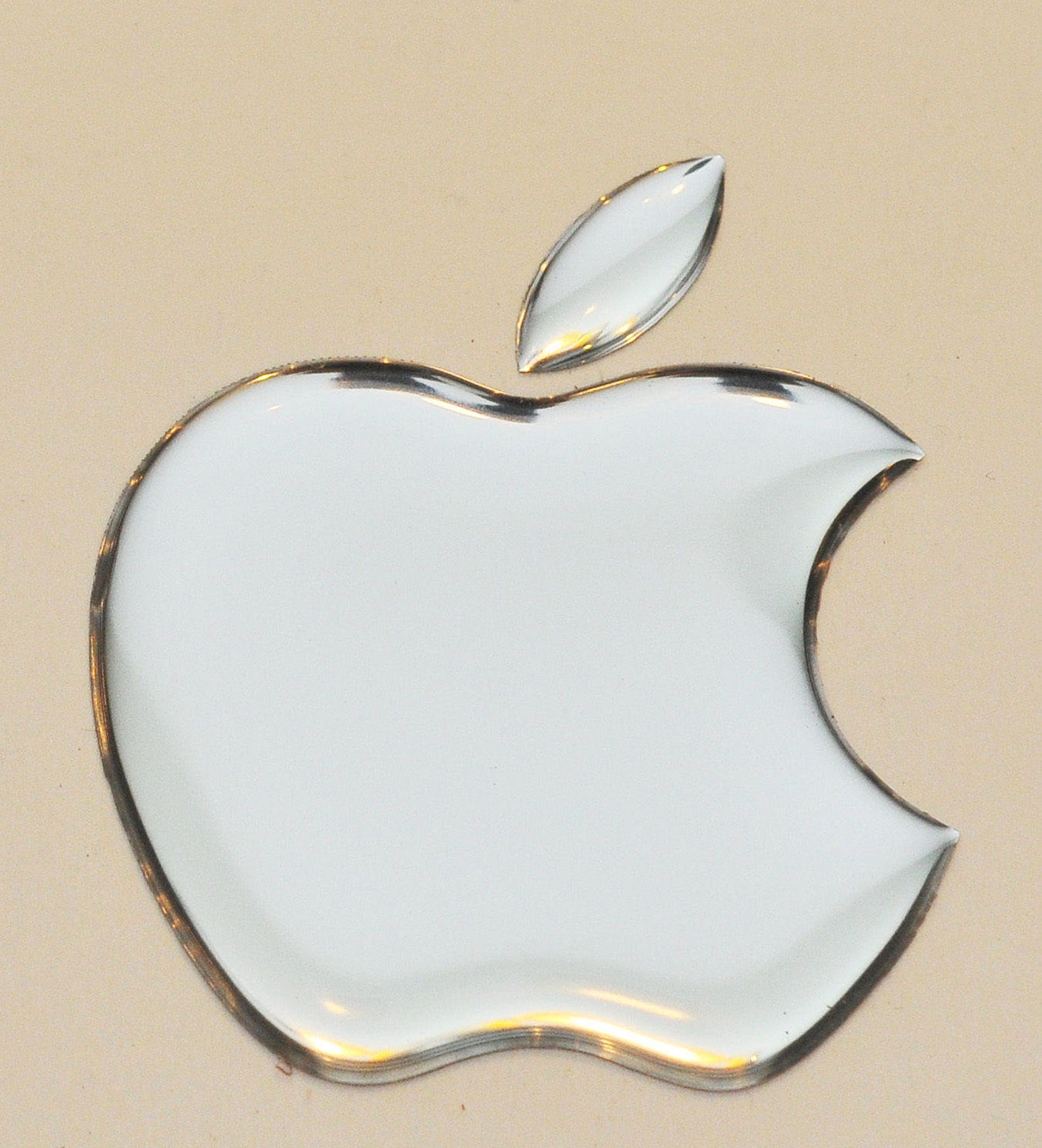 Купить стикеры на айфон. Apple logo 50x50. Наклейка Apple. Наклейка айфон яблоко. Наклейки яблоко Apple.