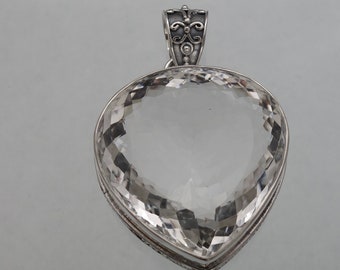 Crystal Quartz Pendant Natural Stone Quartz Jewelry Quartz Necklace metaphysical Jewelry