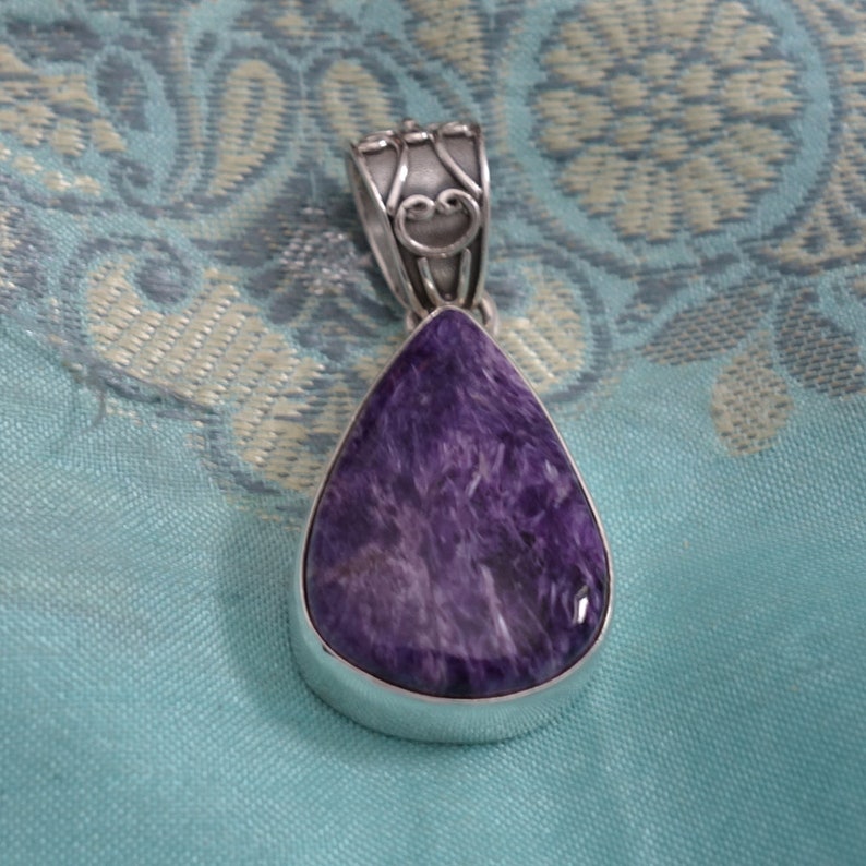Chariote Pendant Russian Stone Handmade Jewelry bali Jewelry Small Pendant