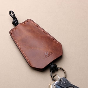 Sevenfly Key Case Women Men Slim Compact PU Leather Key Holder Keychain Car Key Case with 6 Hooks 
