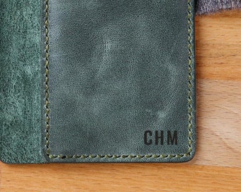 iPhone Wallet Case / iPhone 8 Green Leather Wallet Case / Personalized iPhone 8 Plus Wallet Case / Leather iPhone Long Wallet Engraved Gift