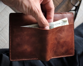 Personalized Leather Bifold Wallet: Handmade, Vertical Design