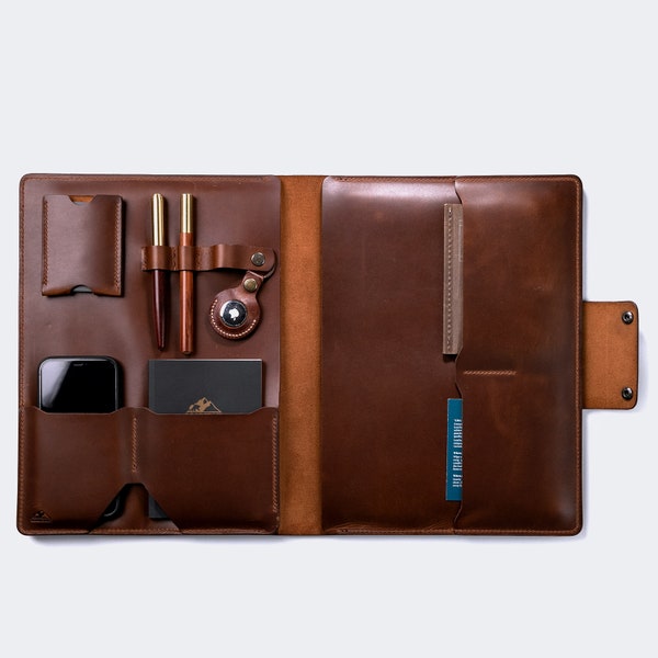 Surface Pro Case / Leather Laptop Sleeve / Personalized Brown Leather Folio for Microsoft Surface Pro 8 Tablet Organizer / Surface Pro 9