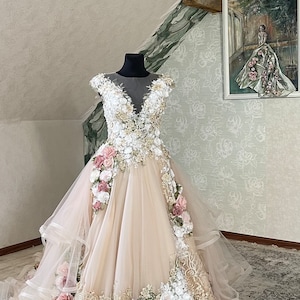 Ivory/blush pink bridal floral dress Inga Ezergale design Rose Collection. image 10