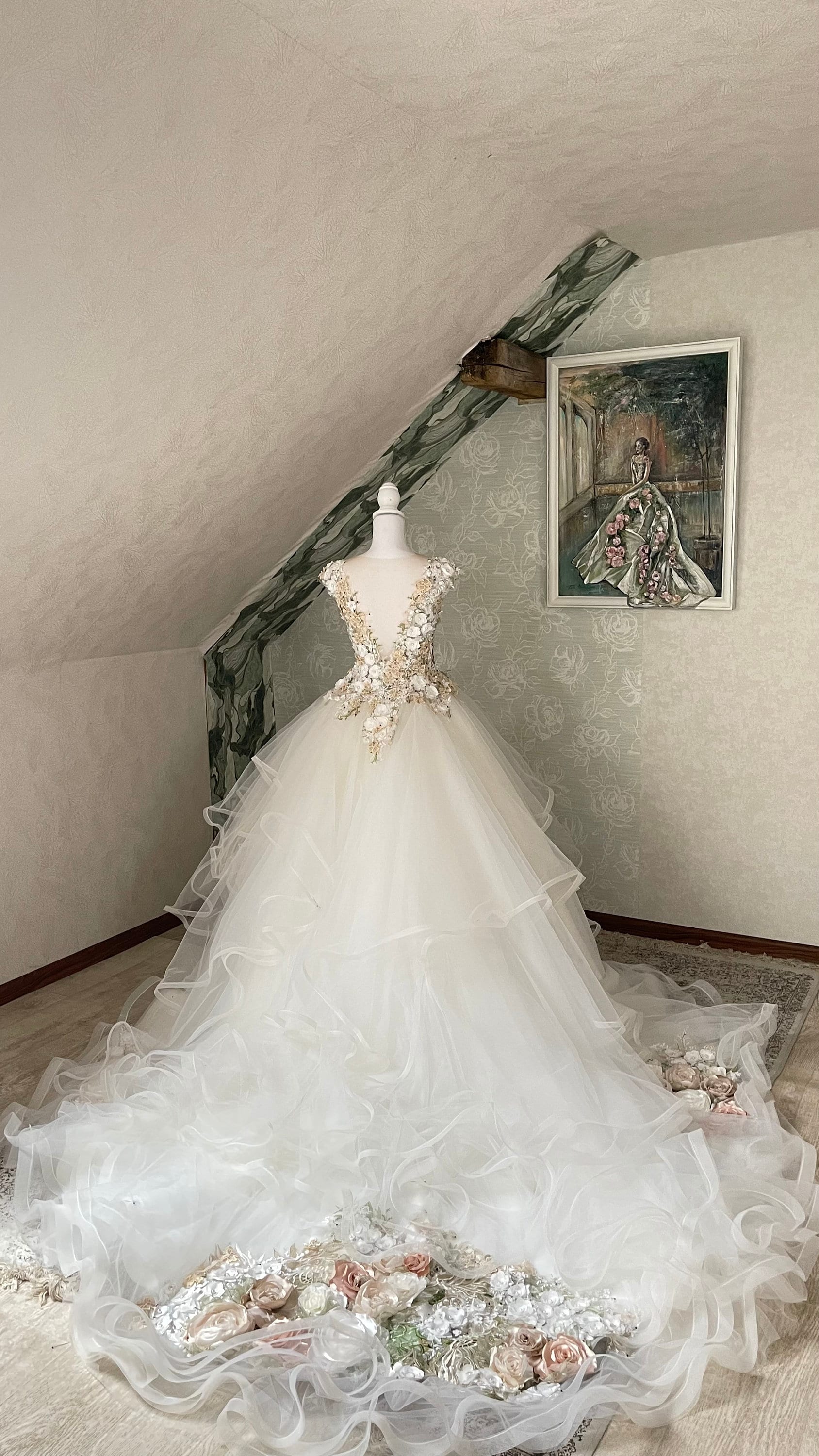 Off White Fairytale wedding dress with golden embroidery and roses. Off White Fairytale wedding dress with golden embroidery and roses.