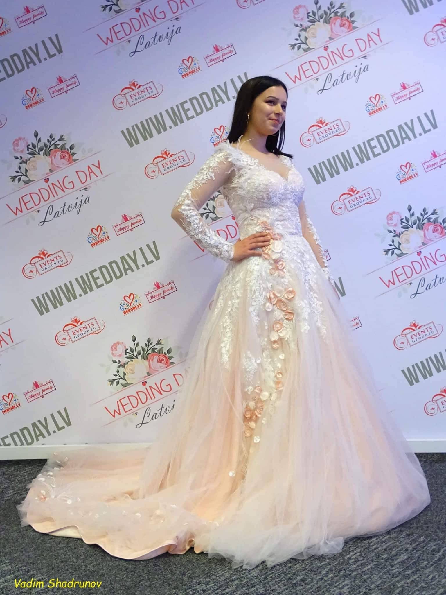 ivory/blush pink bridal floral dress inga ezergale design rose collection. Ivory/blush Pink Bridal Floral Dress Inga Ezergale Design Rose Collection.