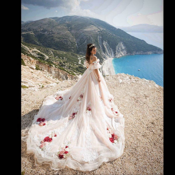 Unique  , basque waist Fairytale Dreem wedding dress Inga Ezergale design Rose Collection