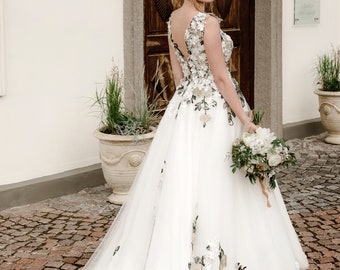 Forest style wedding dress