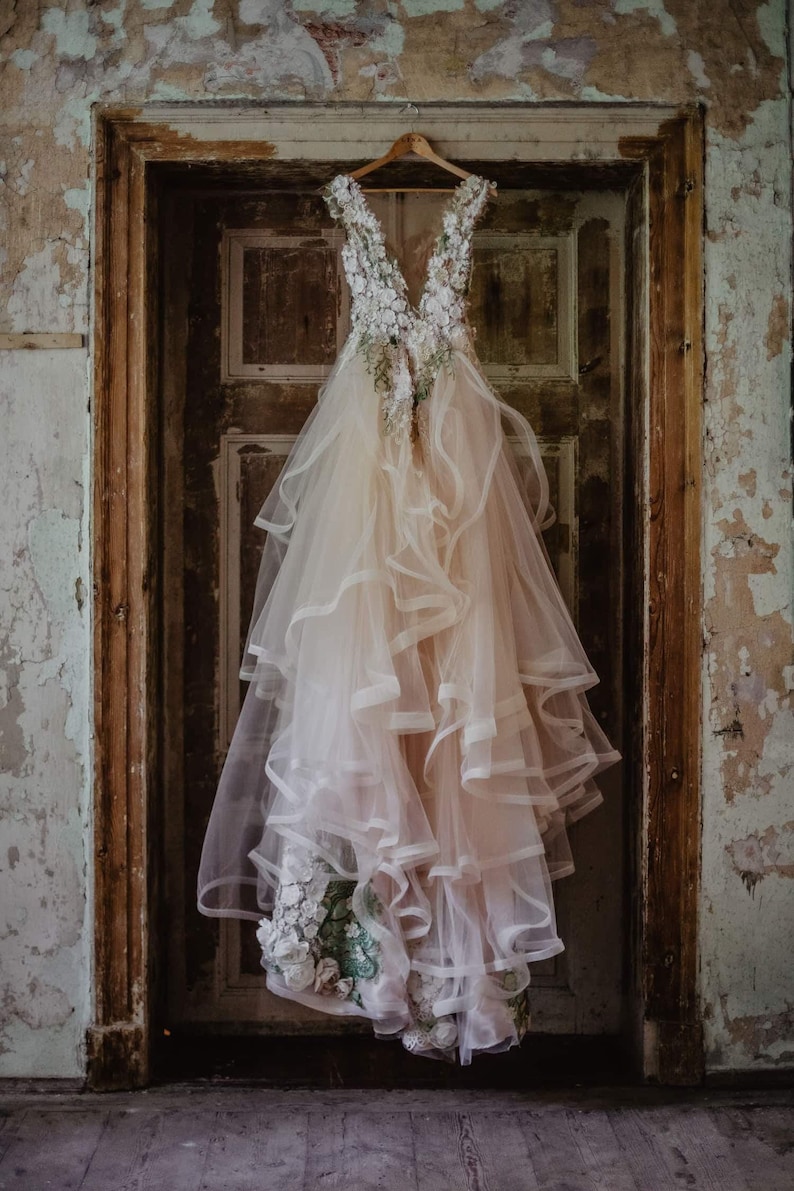 Ivory/blush pink bridal floral dress Inga Ezergale design Rose Collection. image 5