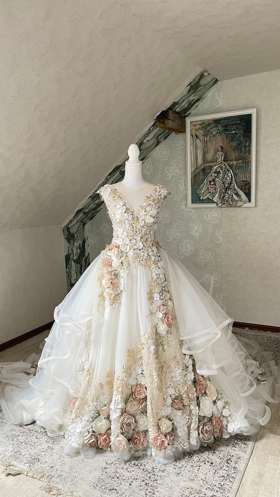 21 Princess Ball Gown Wedding Dresses Fit For A Fairytale Wedding |  Princess wedding dresses, Wedding dresses satin, Ball gowns wedding