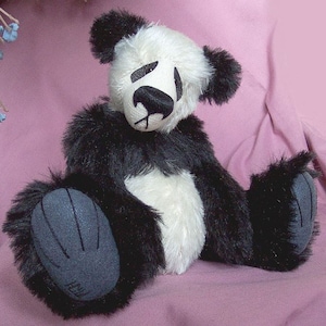 PANDA — PDF Pattern for 20 cm (8&quot;) fully jointed Teddy Bear — by Ilza Linssen   [ilze]